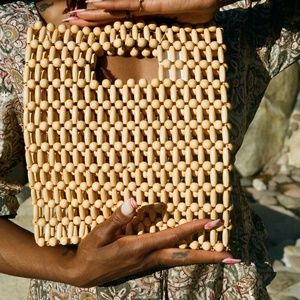 Than beaded Square Bag